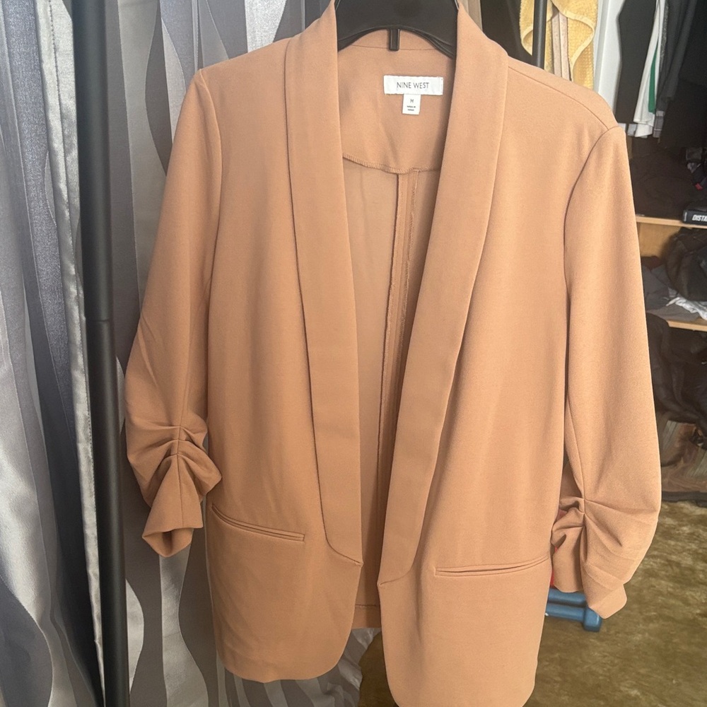Nine West Women's Camel Blazer with Bow Sleeves